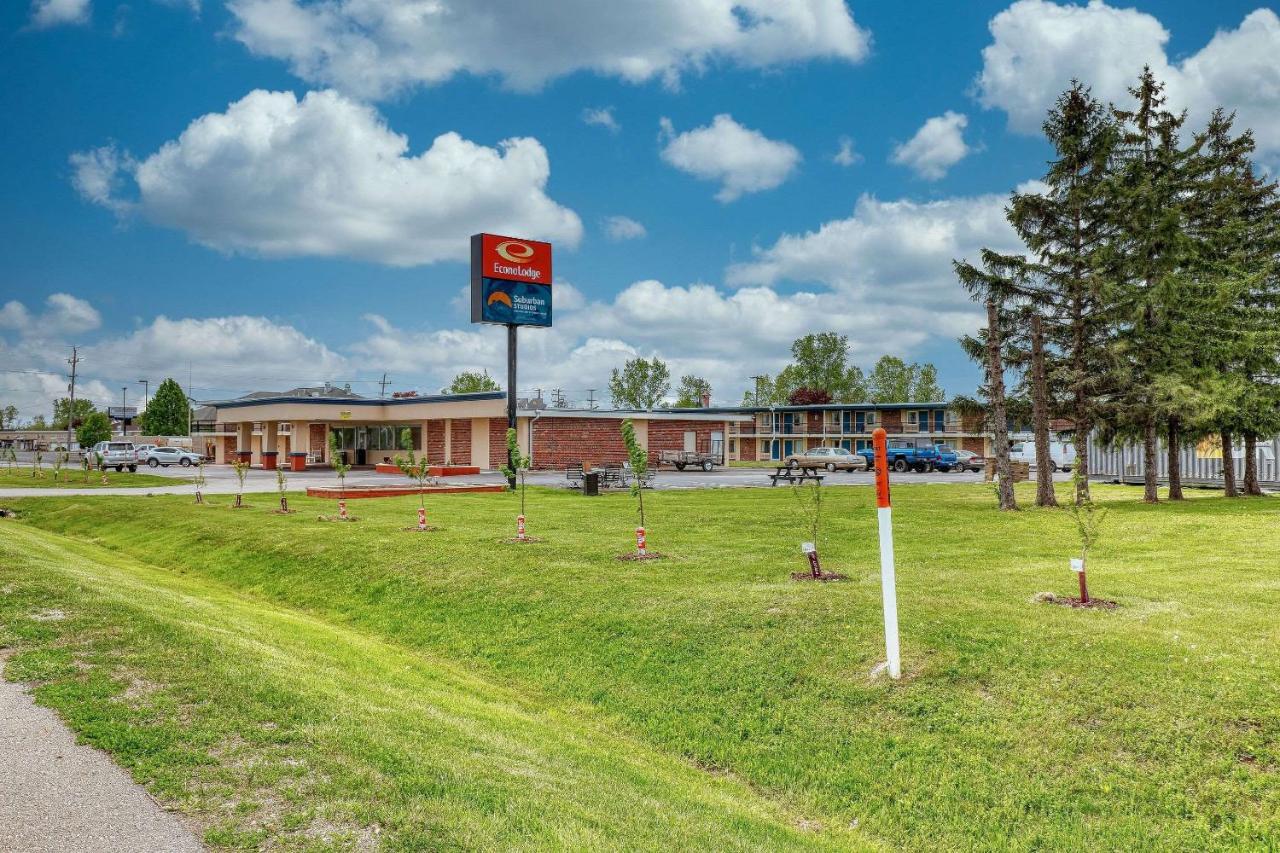Suburban Studios Neenah-Appleton Zewnętrze zdjęcie